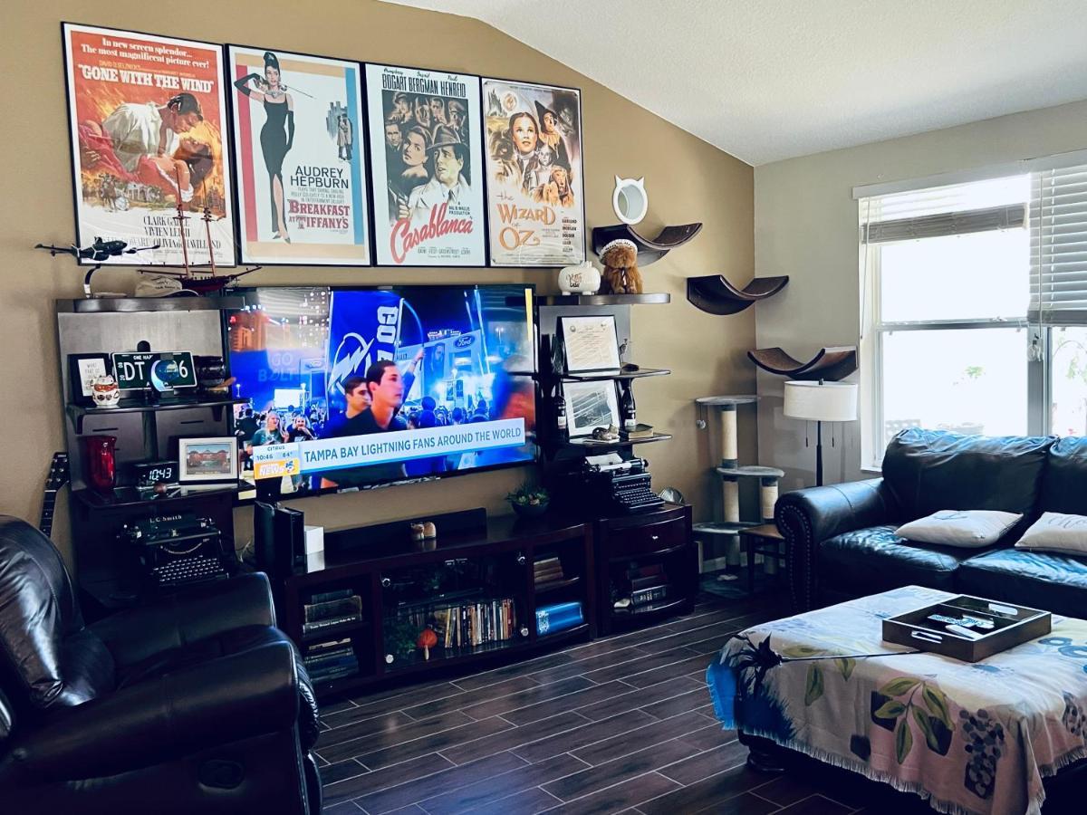 Ruskin Fl Private 2 Bdrm 1 Bath Suite Common Areas Shared With Host And Cat Екстер'єр фото