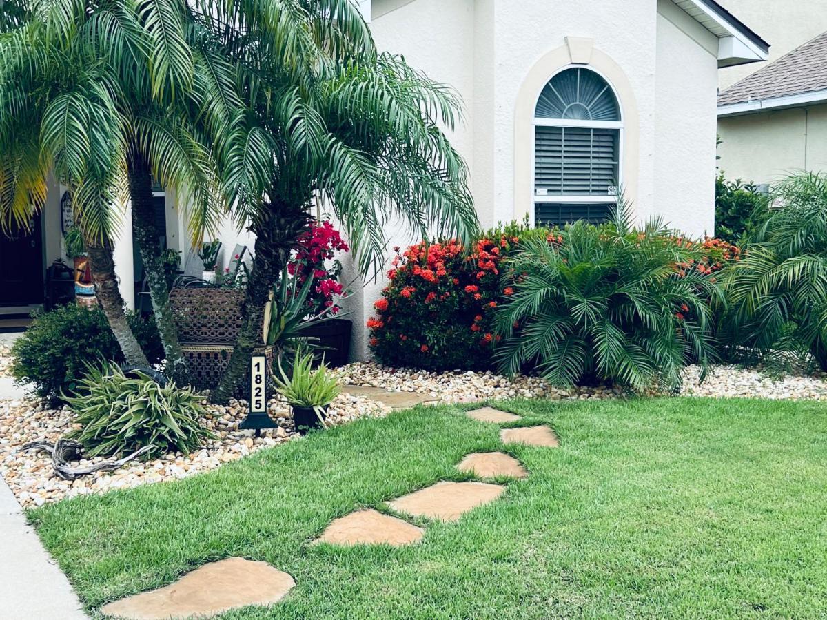 Ruskin Fl Private 2 Bdrm 1 Bath Suite Common Areas Shared With Host And Cat Екстер'єр фото