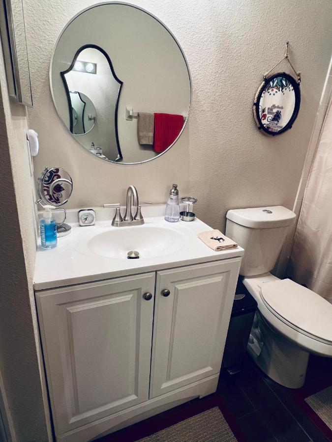 Ruskin Fl Private 2 Bdrm 1 Bath Suite Common Areas Shared With Host And Cat Екстер'єр фото